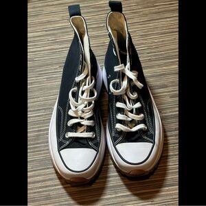 Converse Run Star Hike